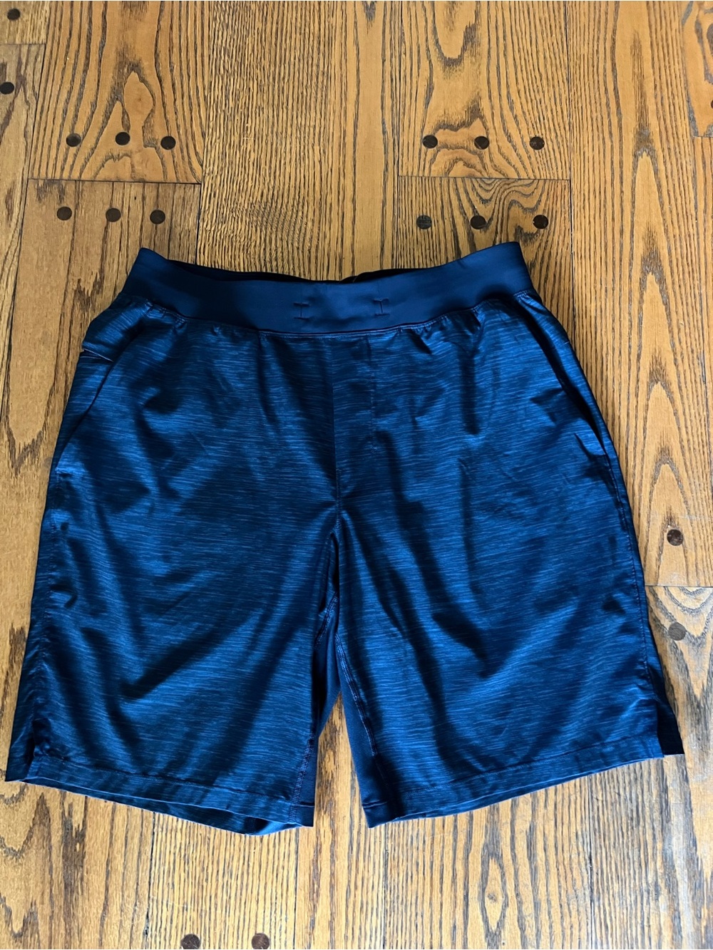 Lululemon Men’s T.H.E. Lined Shorts 9” Large Blue Heather Running